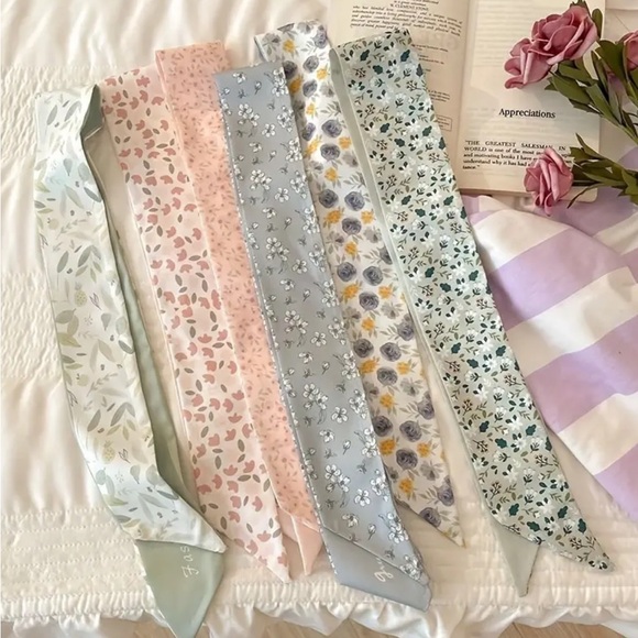6 Piece‎ Set Of Satin Style Vibrant Style Twillies - Picture 1 of 13